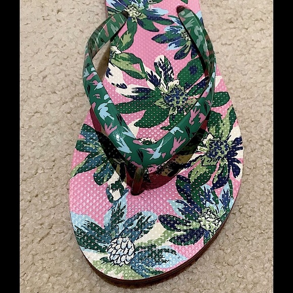 🔥EUC VERA BRADLEY SUPER CUTE FLIP FLOPS PLEASE👀🔽ALL PICS&GORG MULTICOLORED - Picture 5 of 14